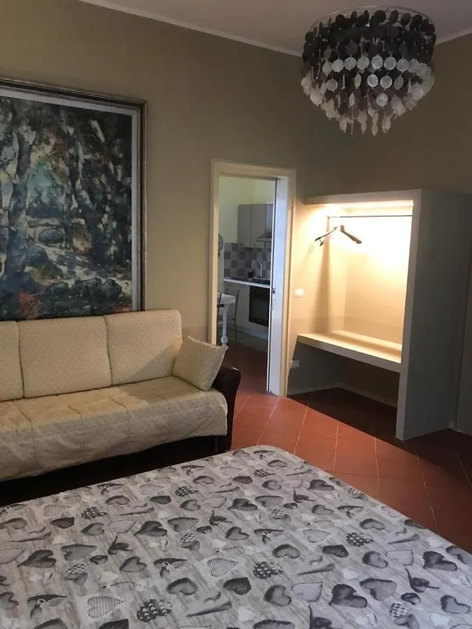 Apartment Appartamento Indipendente In Centro A Lecce Con Parcheggio Gratuito